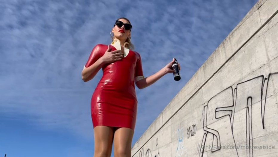 MISTRESS ISIDE - Shiny Goddess MISTRESS ISIDE - Shiny Goddess